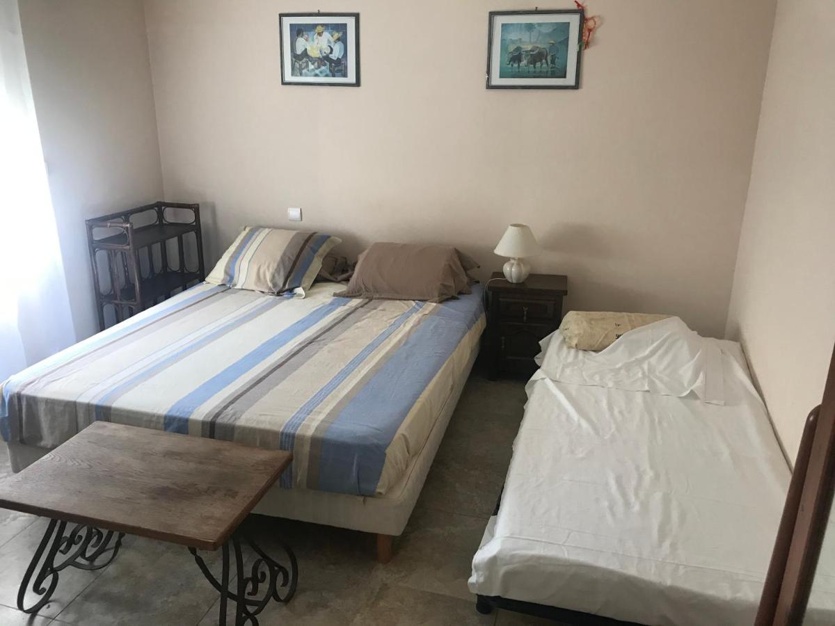 Chambre 3 Beziers Villeneuve Eksteriør billede